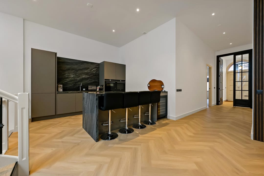 Foto 17 van De Ruijterstraat 33