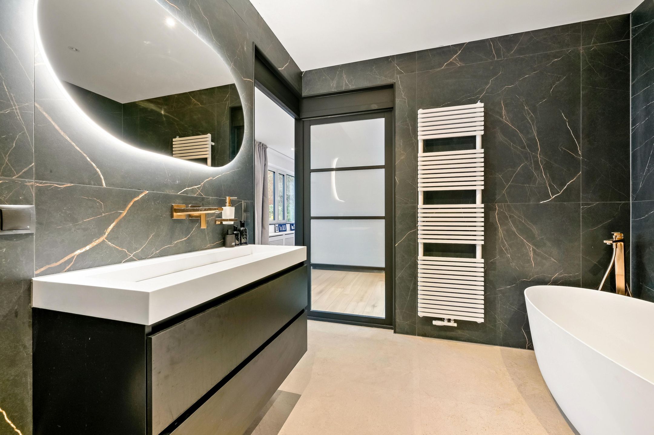 Foto 45 van De Ruijterstraat 33