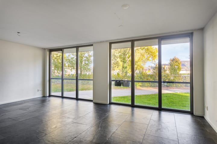 Photo 12 of Wethouder Schuurmanslaan 4-C