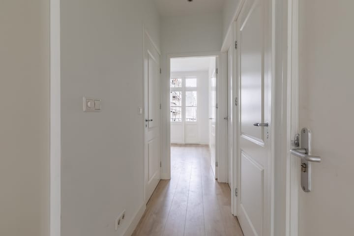 Foto 12 van Van Woustraat 115-1