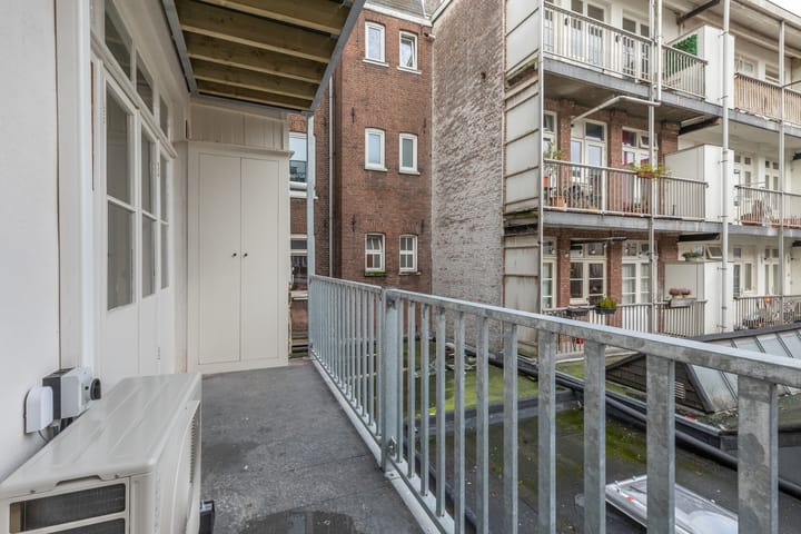 Foto 25 van Van Woustraat 115-1