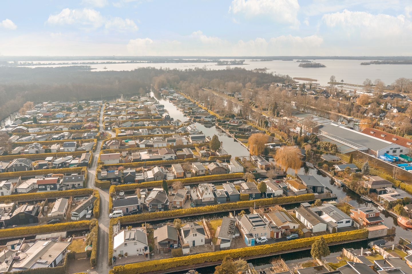 Foto 19 van Oud-Loosdrechtsedijk 113-CB3