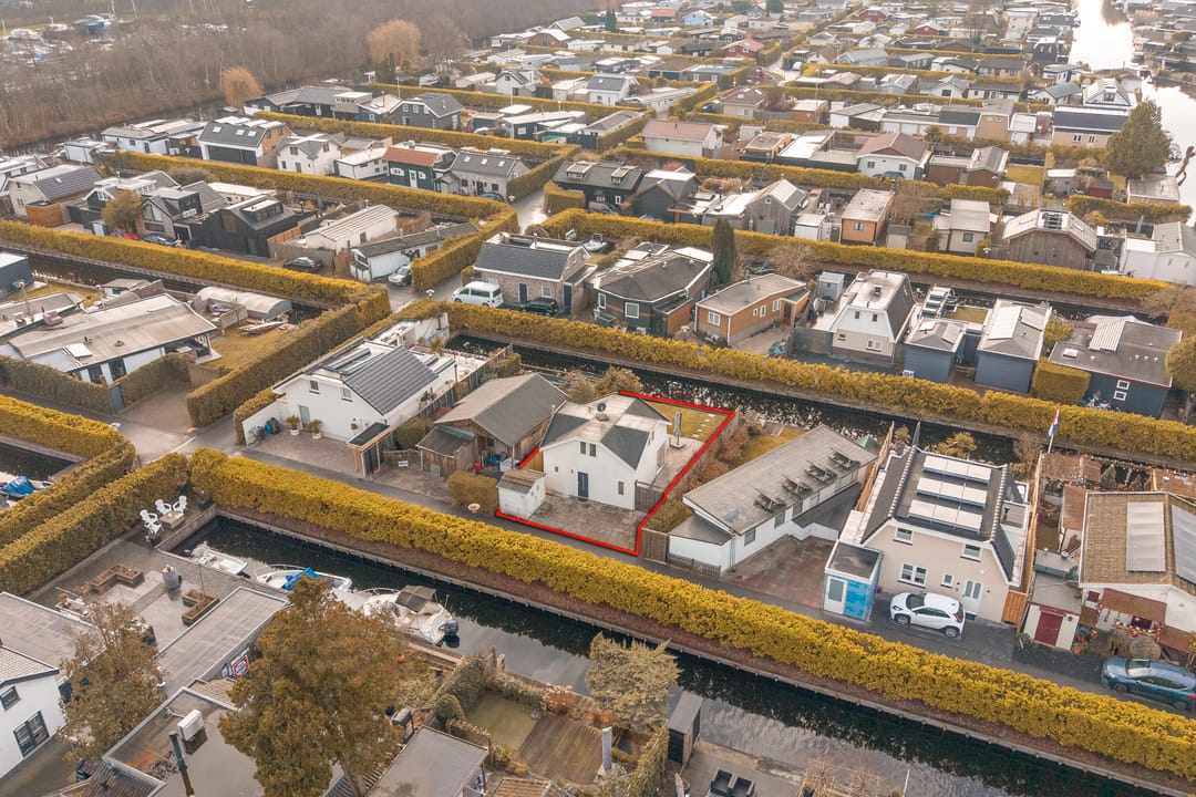 Foto 1 van Oud-Loosdrechtsedijk 113-CB3