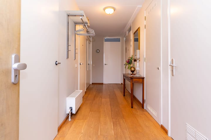 Photo 2 of Koolmees 10