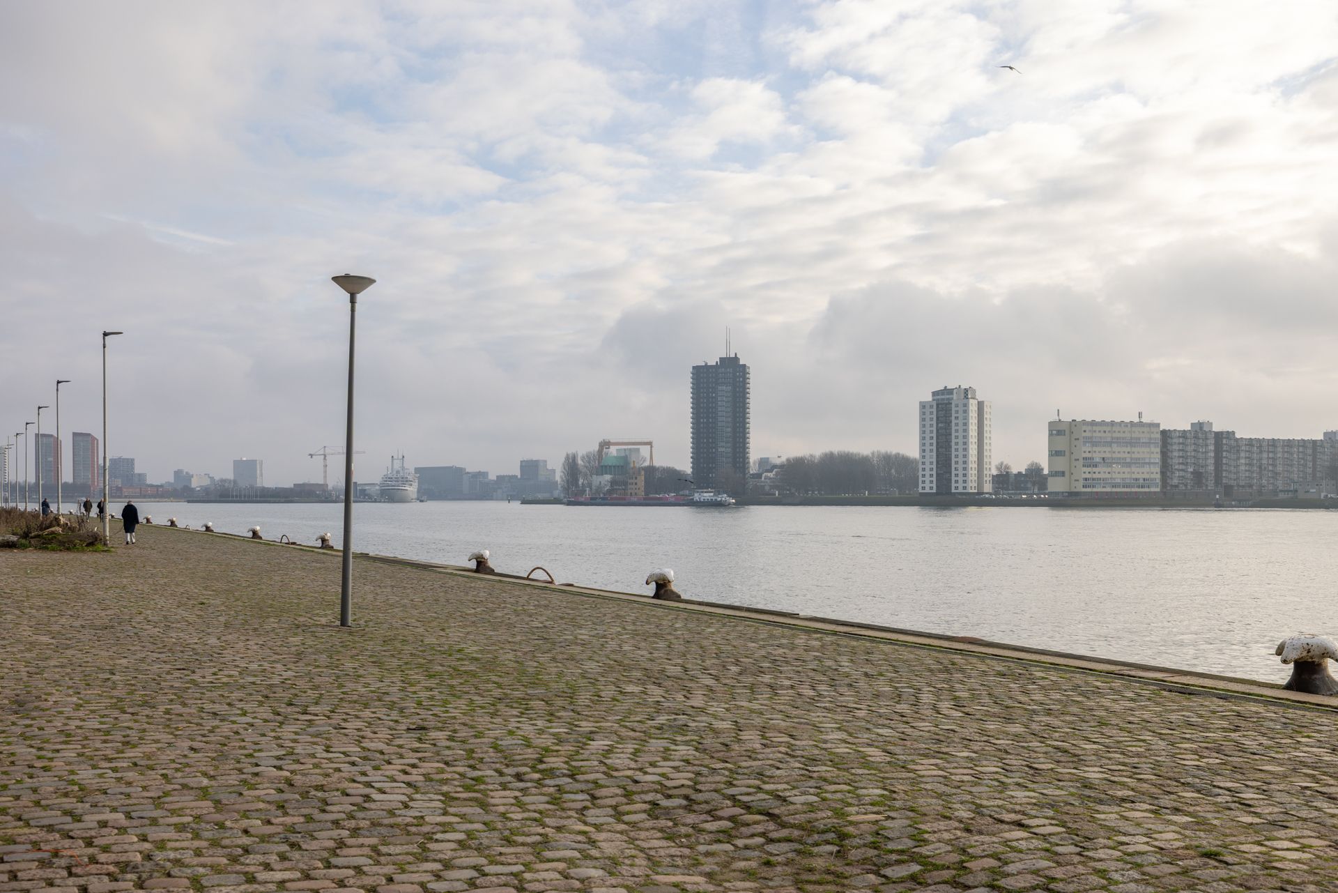 Photo 39 of Kratonkade 652