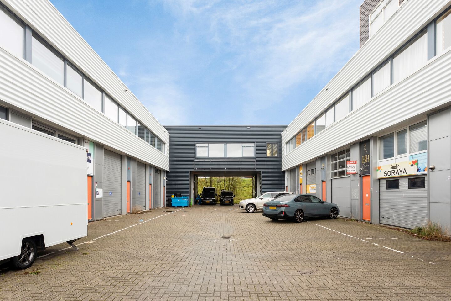 View photo 3 of Poortland 88