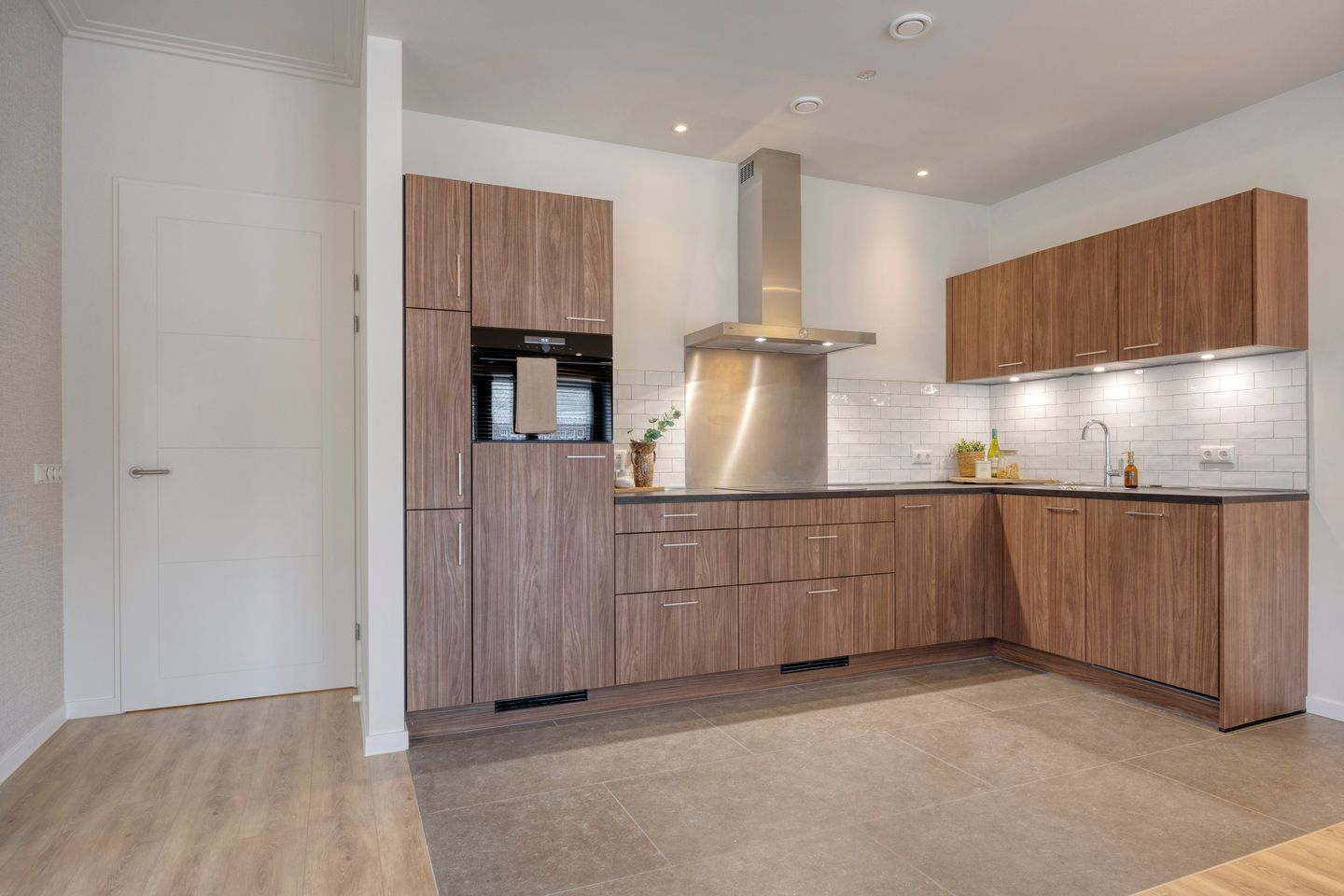 Photo 20 of Kloosterwandstraat 20-B