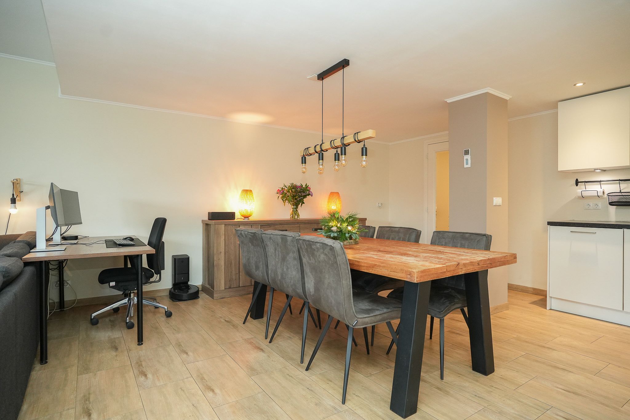 Foto 9 van Meerenstraat 7-B