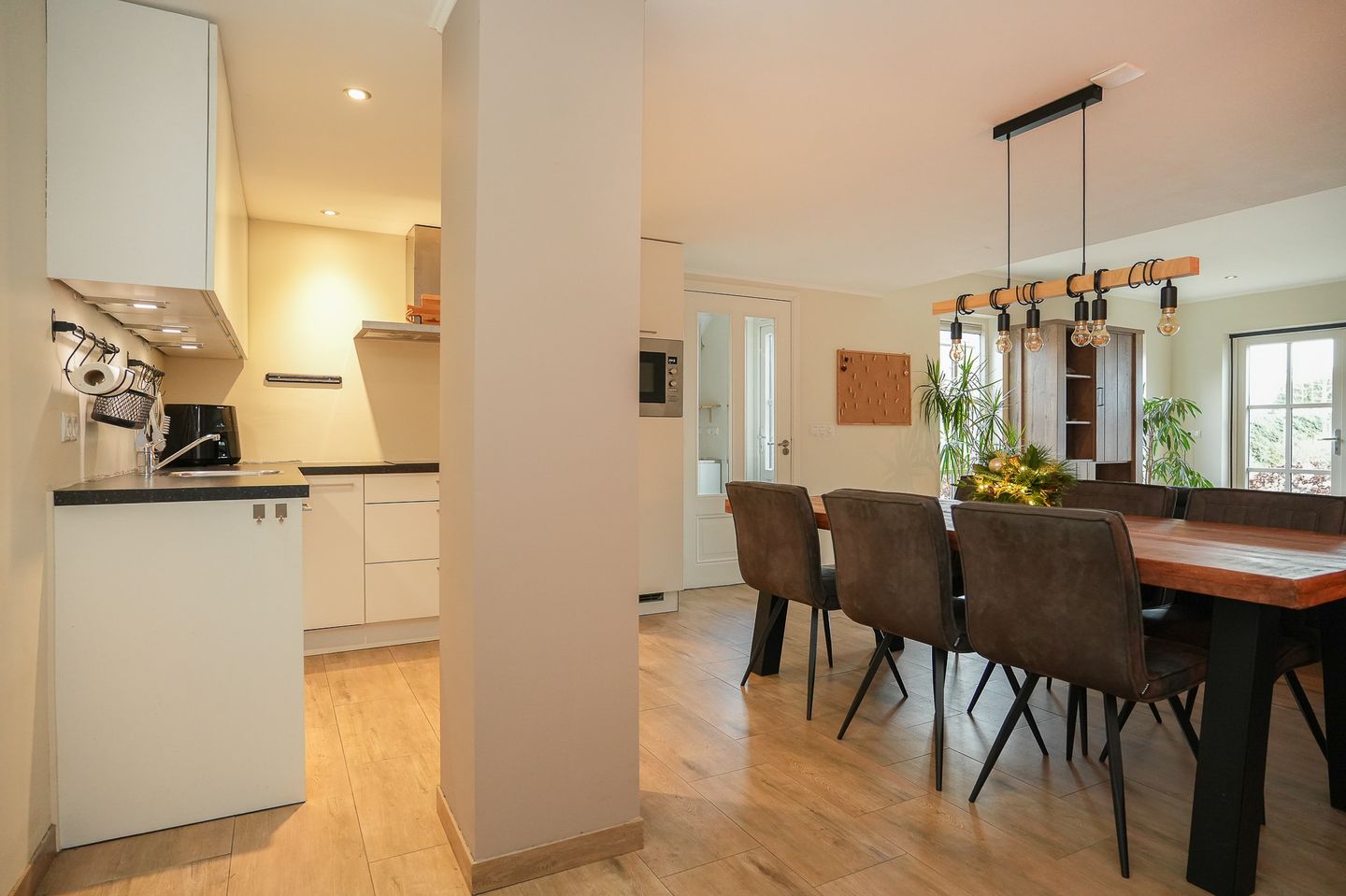 Foto 14 van Meerenstraat 7-B