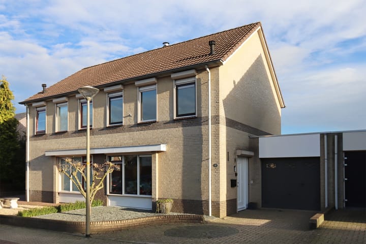 Foto 1 van Plataanstraat 3