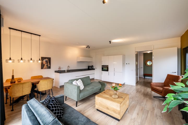 Foto 8 van Meibloem 7