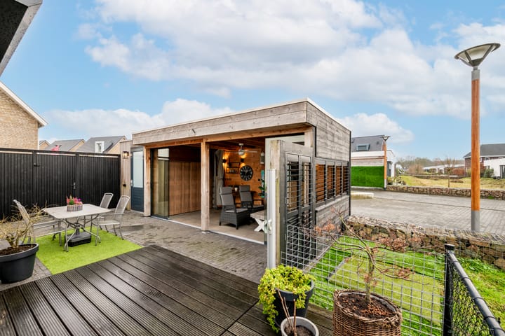 Foto 19 van Meibloem 7