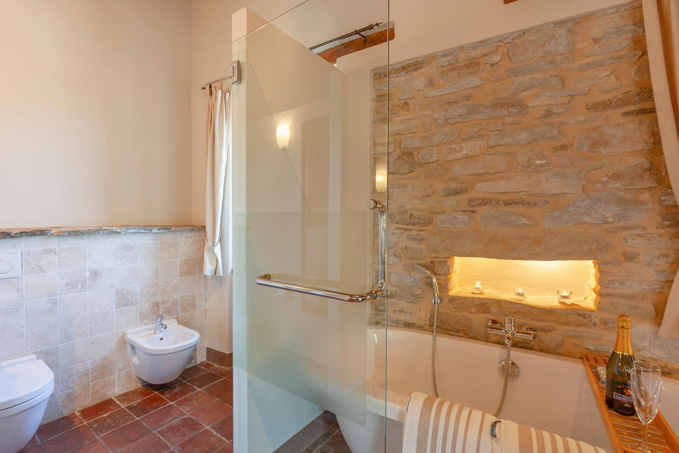 Foto 6 van Frazione Arzello 79