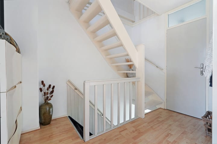 Photo 15 of Haringvlietstraat 13