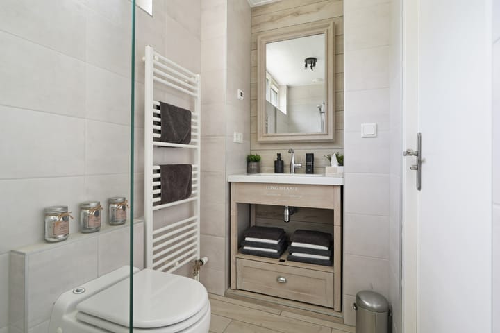 Photo 25 of Haringvlietstraat 13