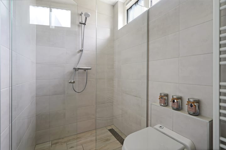 Photo 26 of Haringvlietstraat 13