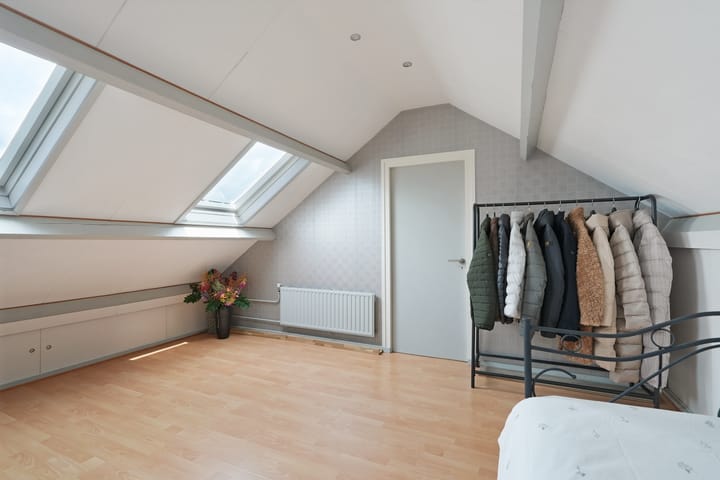 Photo 32 of Haringvlietstraat 13