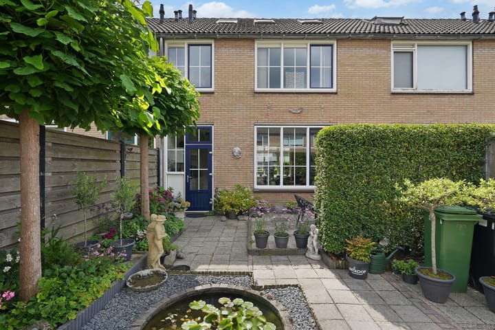 Photo 33 of Haringvlietstraat 13