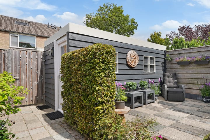 Photo 40 of Haringvlietstraat 13