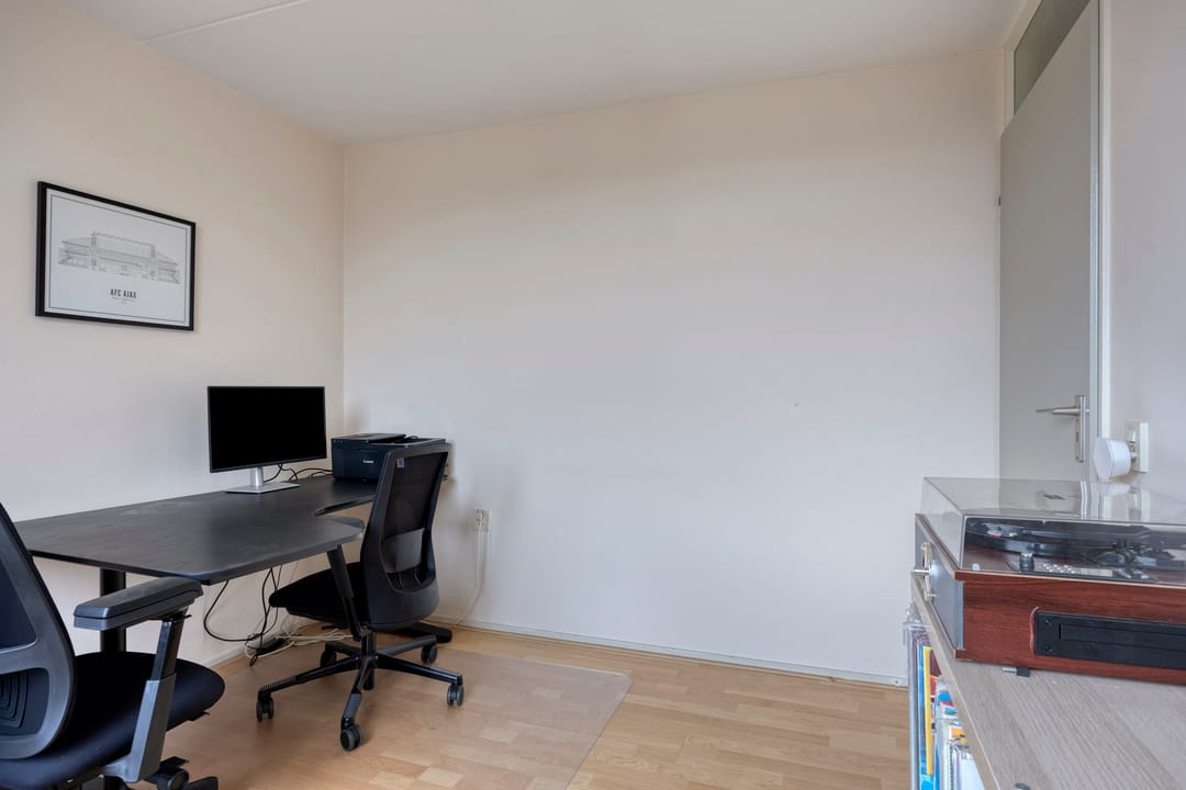 Foto 41 van de Acacia 32