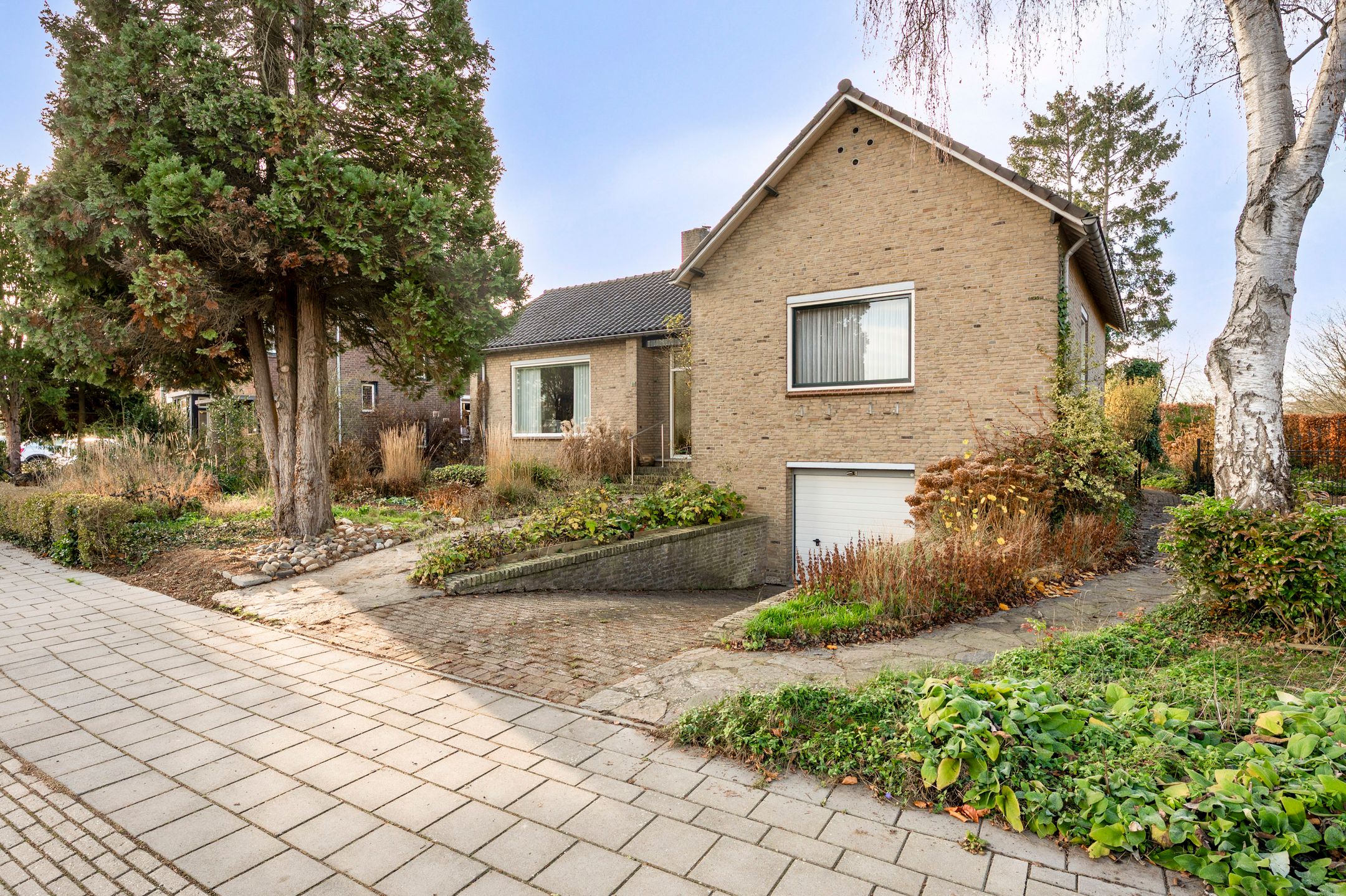 Buying a house in The Netherlands., Raadhuisstraat 69