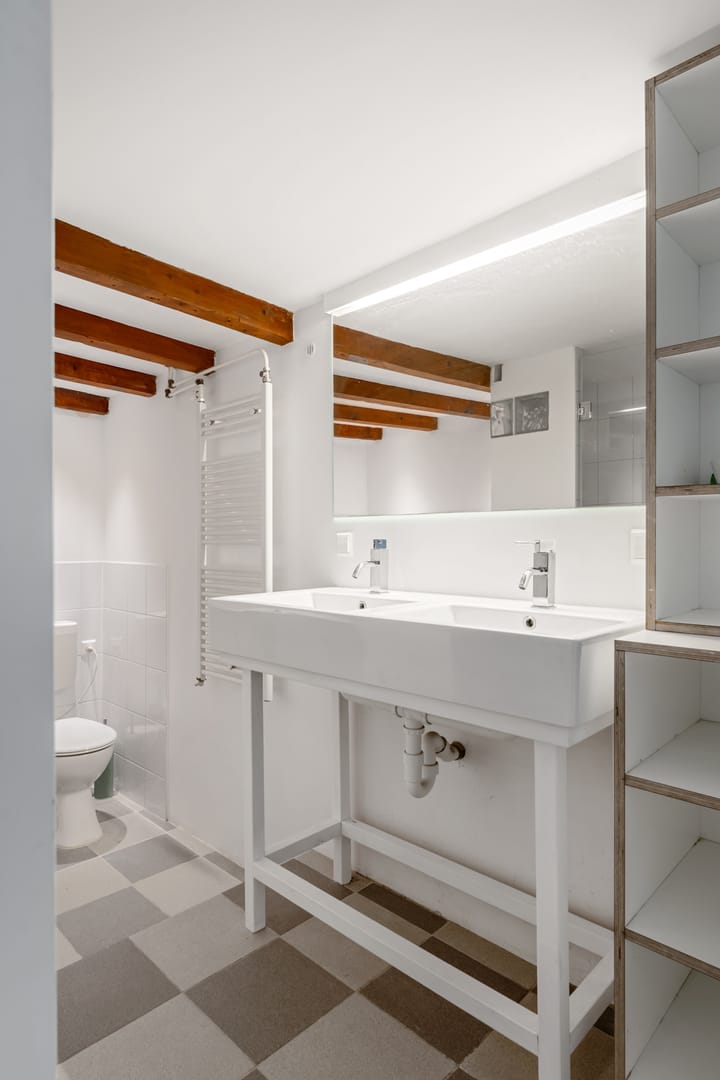 Foto 3 van Joost van Geelstraat 8-B