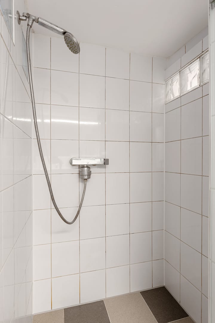 Foto 17 van Joost van Geelstraat 8-B