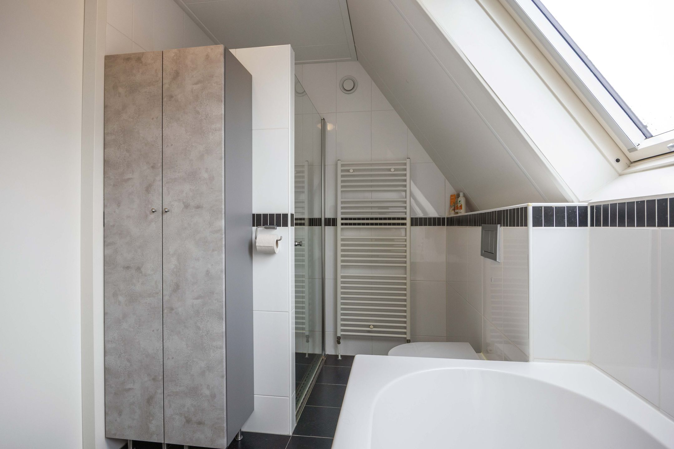 Foto 36 van De Akkerstraat 4