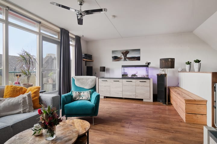 Foto 16 van Lazaruskade 27