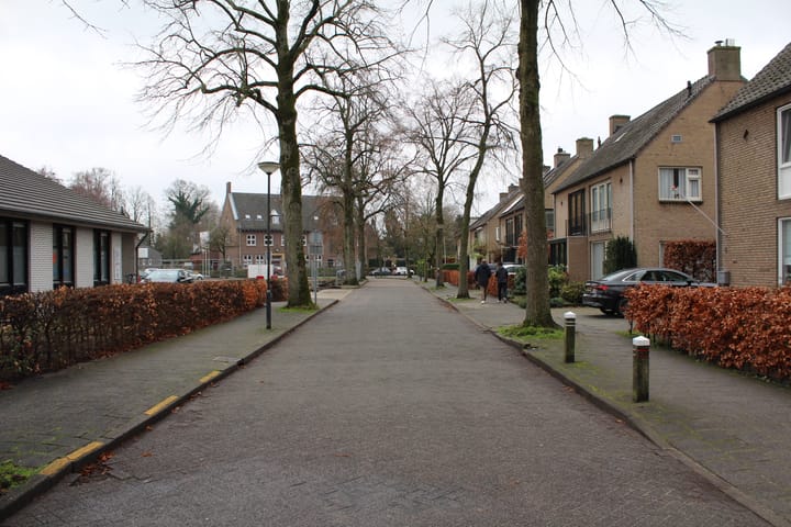 Foto 5 van Moleneindstraat 2-B