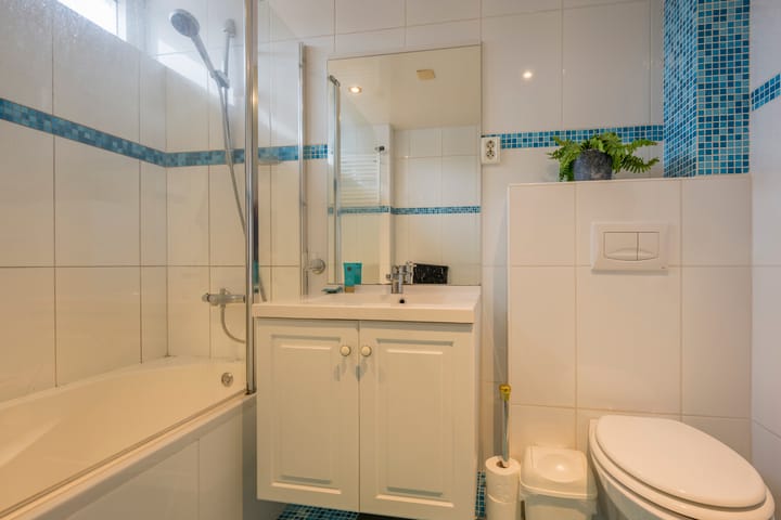 Photo 21 of Lanecamp 24