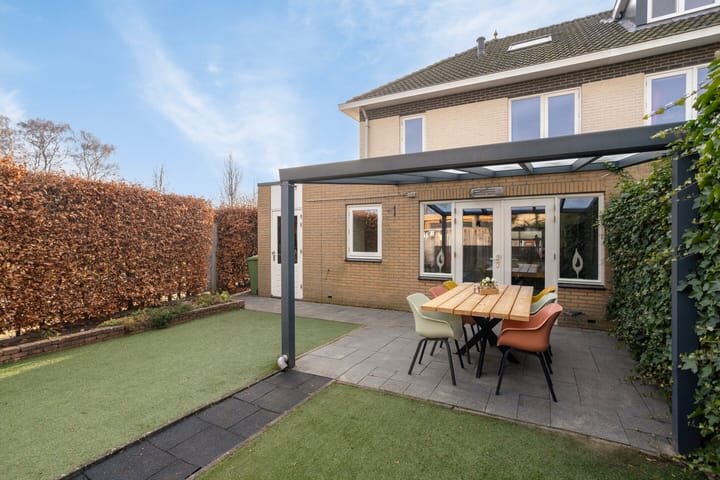 Foto 41 van Aalscholverstraat 2