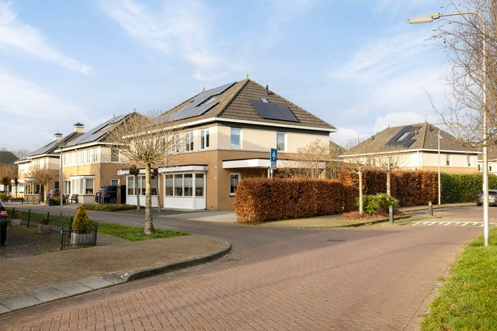 Foto 42 van Aalscholverstraat 2