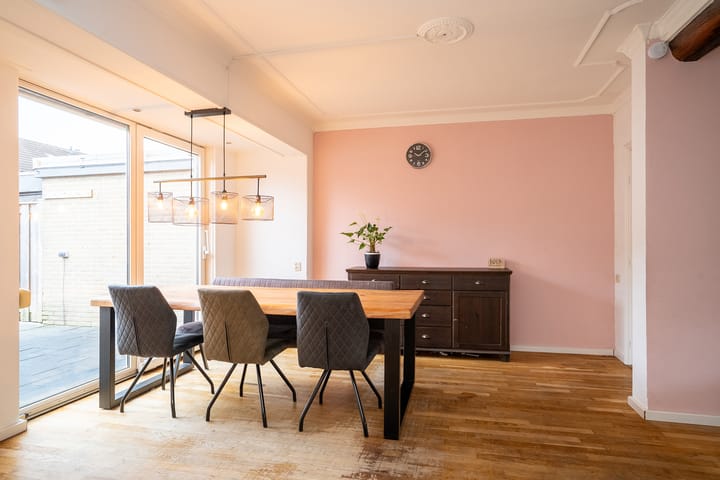 Foto 16 van Donckermannstraat 4