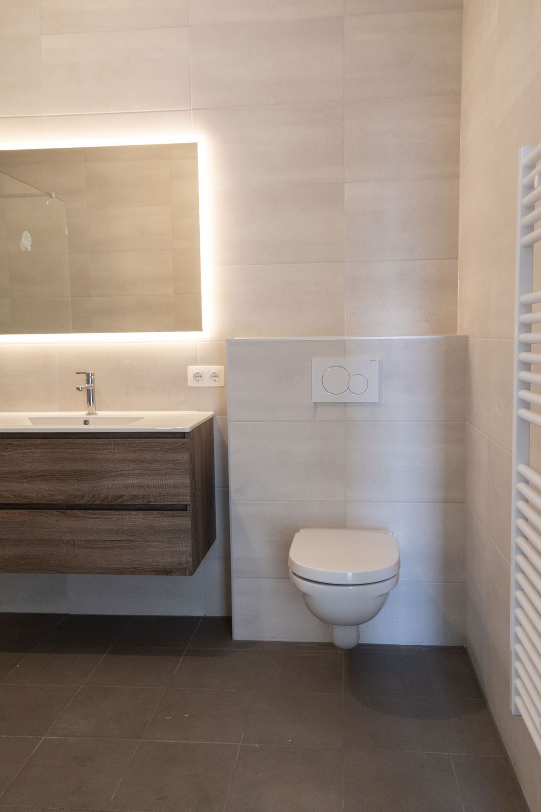 Photo 16 of Vijfhoevenlaan 21-D04