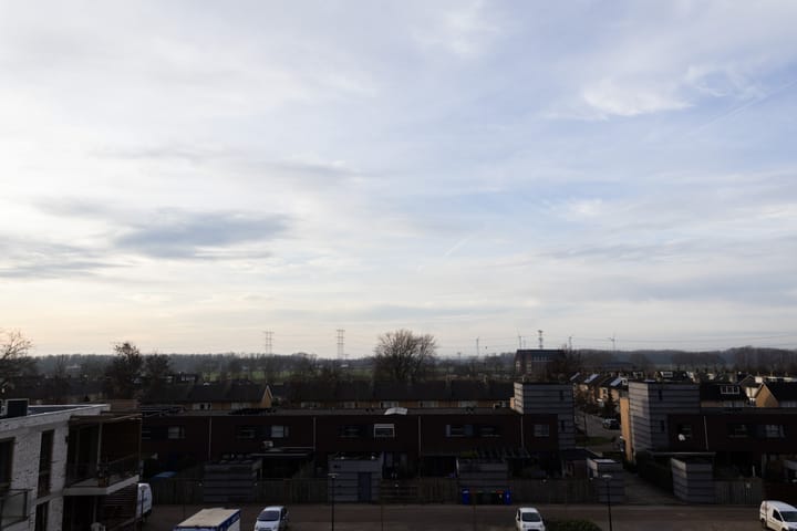 Photo 34 of Vijfhoevenlaan 21-D04