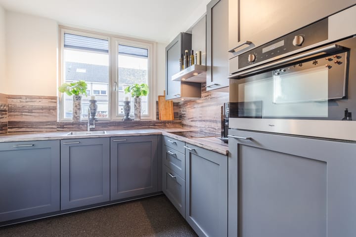 Photo 3 of Stelleweg 11