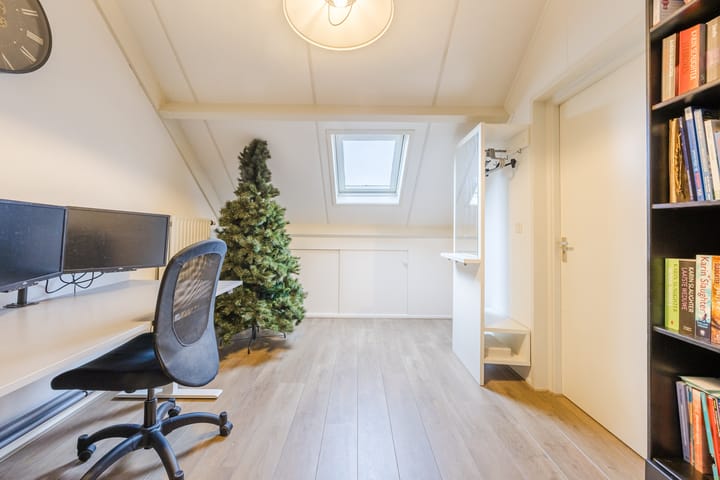 Foto 25 van Raamsingel 28