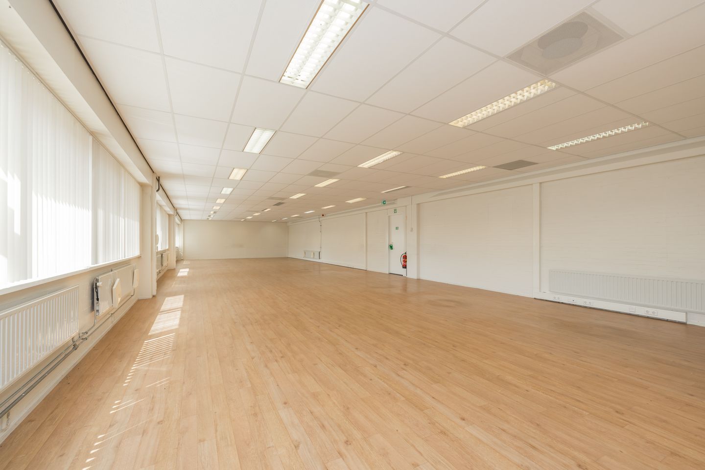 View photo 4 of Industrieweg 43-A