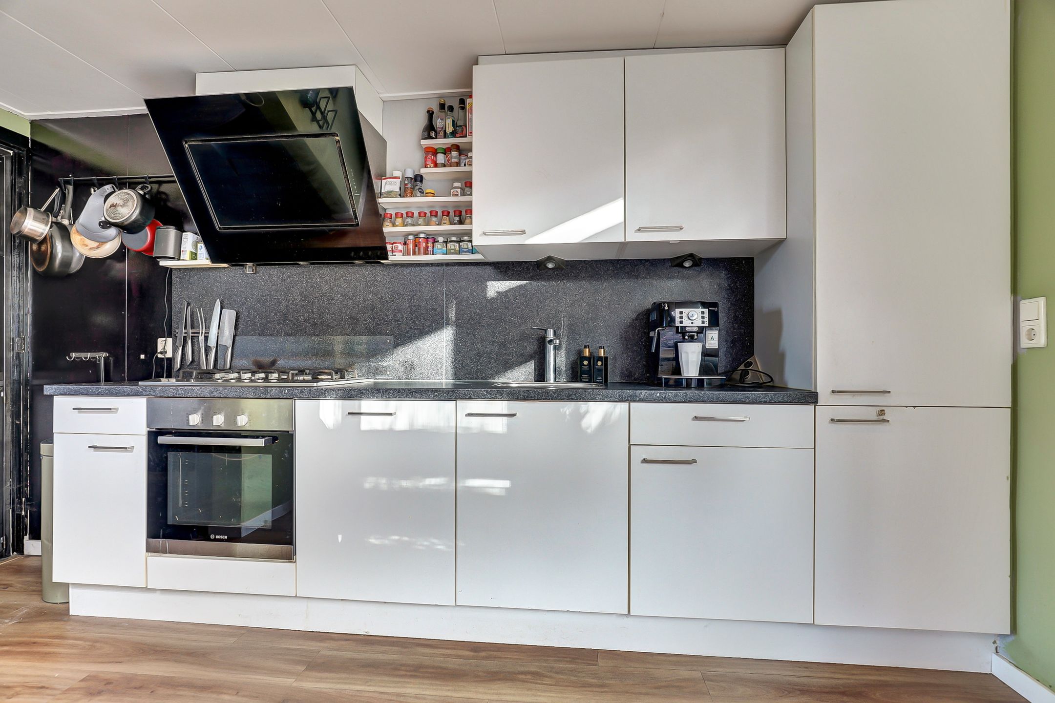 Foto 18 van Burgemeester Trooststraat 100