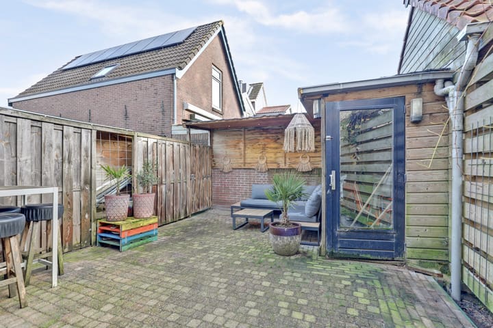 Foto 31 van Burgemeester Trooststraat 100