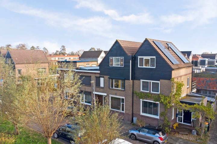 Foto 38 van Burgemeester Trooststraat 100