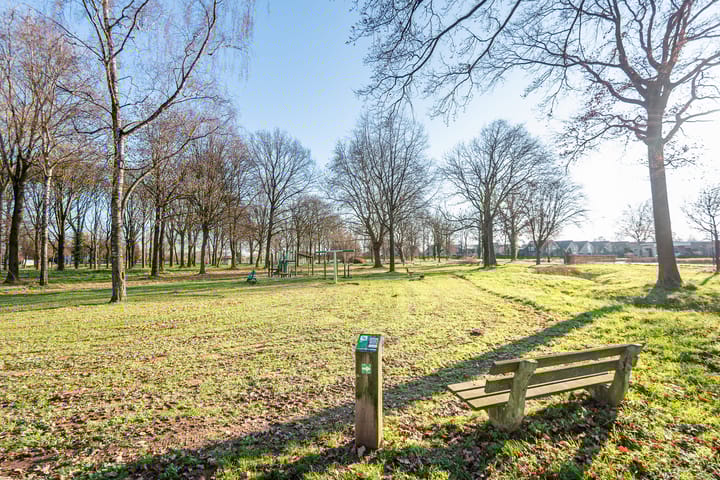 Foto 38 van Brederostraat 43