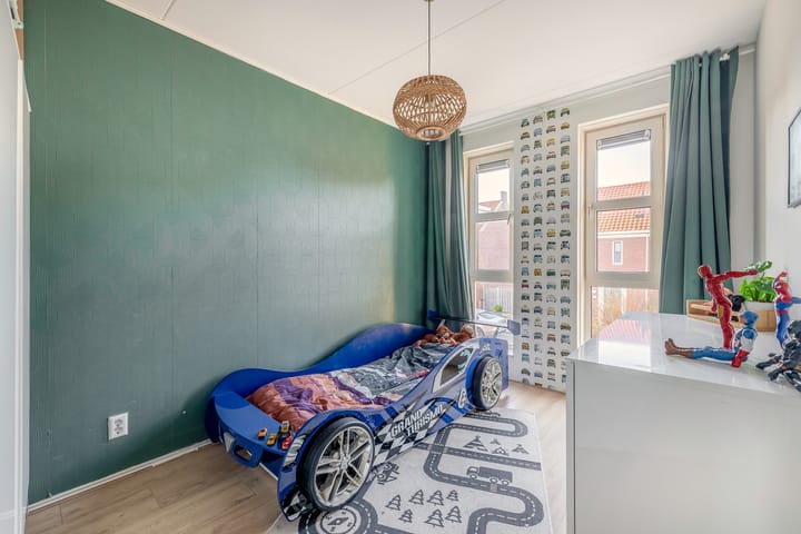 Foto 16 van Kneuterdijkstraat 11