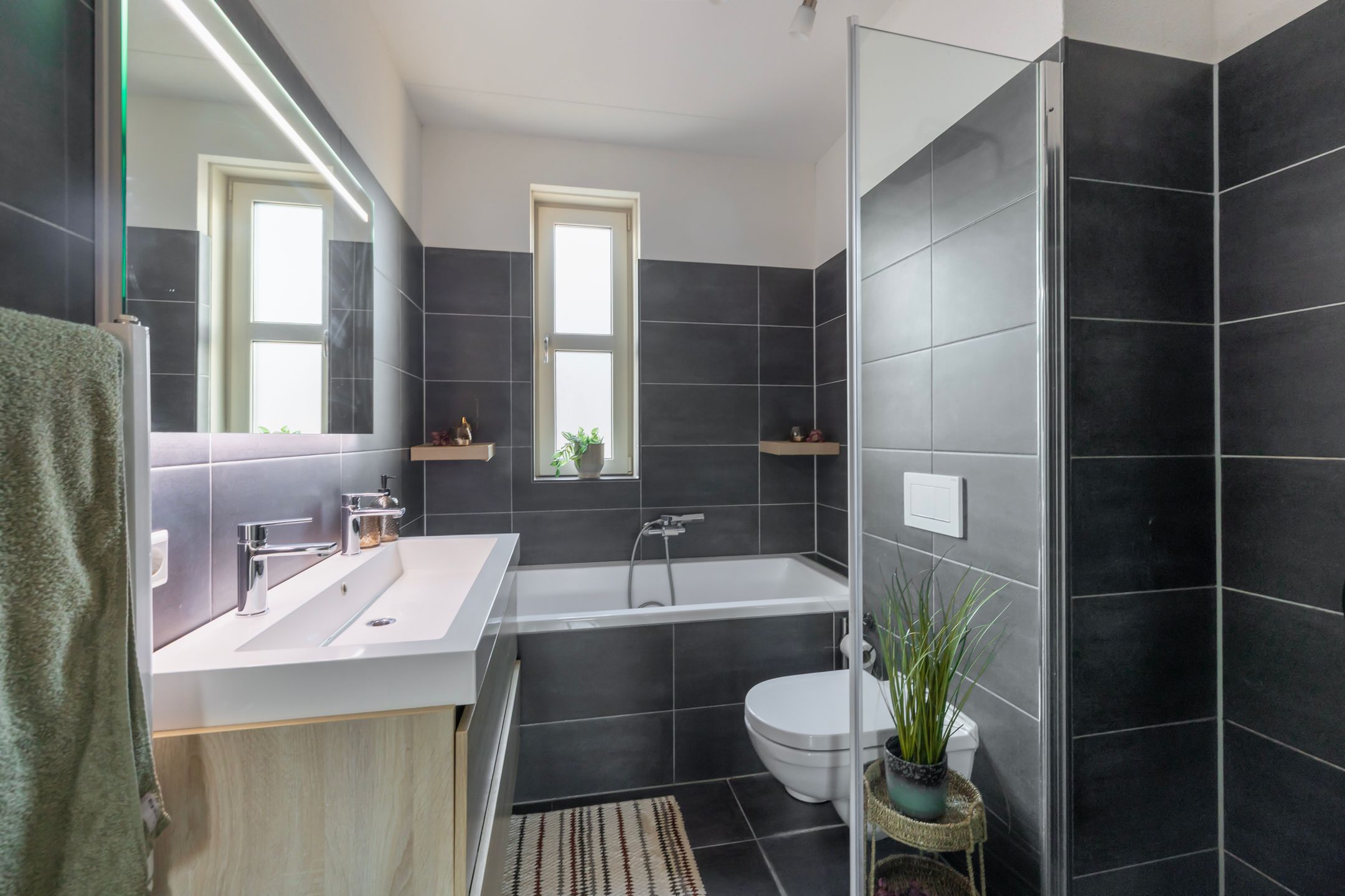 Foto 15 van Kneuterdijkstraat 11