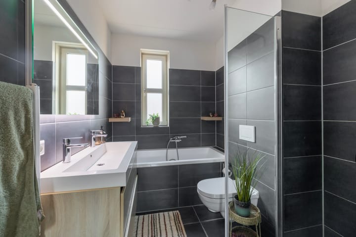 Foto 18 van Kneuterdijkstraat 11