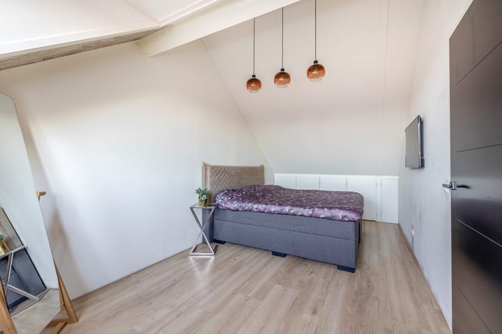 Foto 21 van Kneuterdijkstraat 11