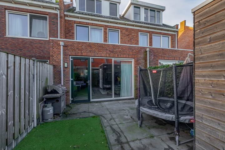 Foto 23 van Kneuterdijkstraat 11