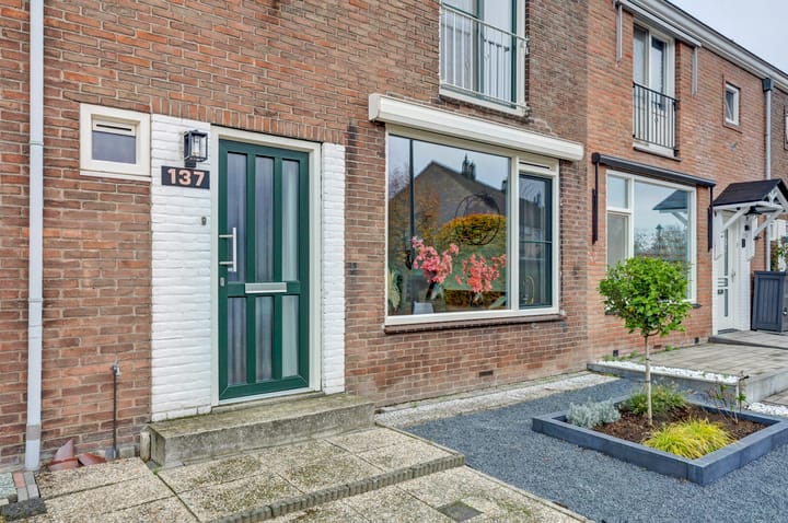 Foto 29 van Lindelaan 137