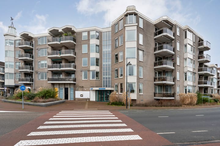 Foto 3 van Stationsplein 35